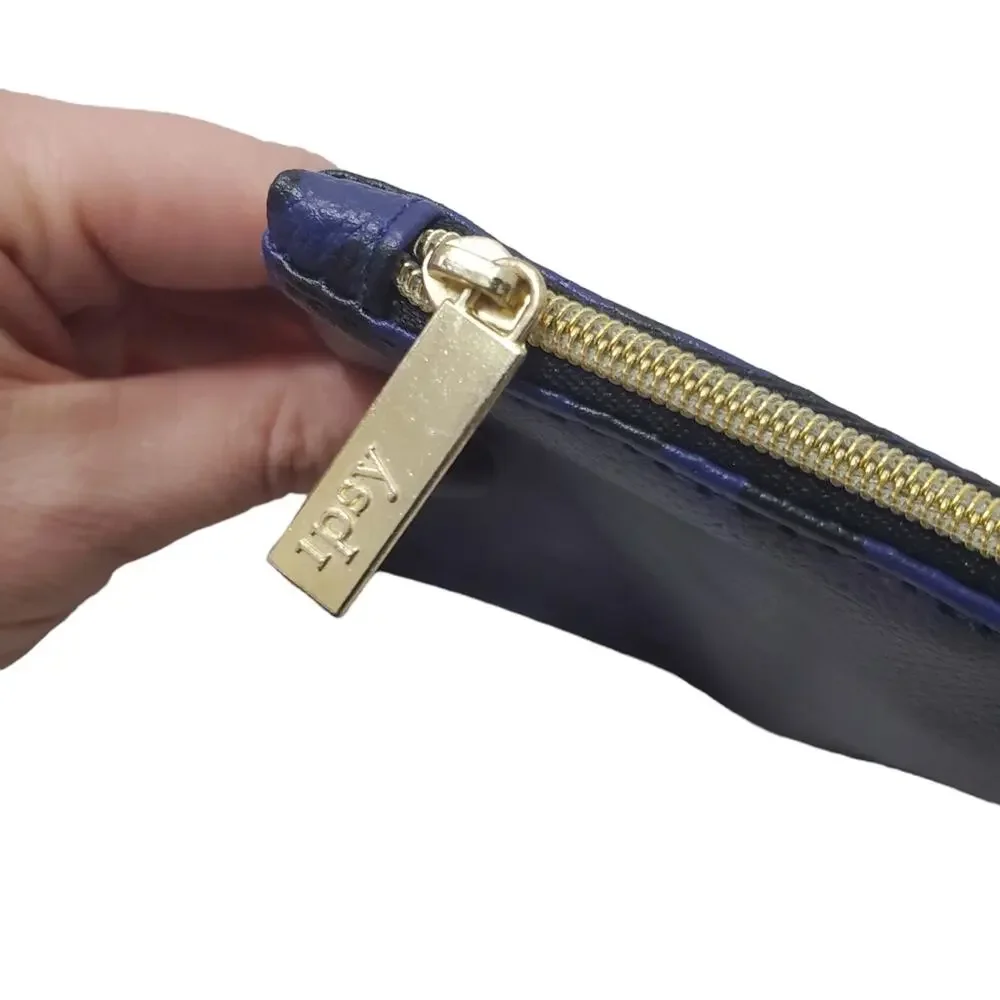 Ipsy | Blue Heart Zipper Top Coin and Beauty Pouch